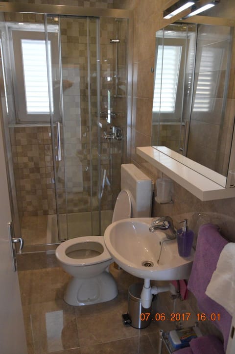 Apartment Daniela Apartment in Lun