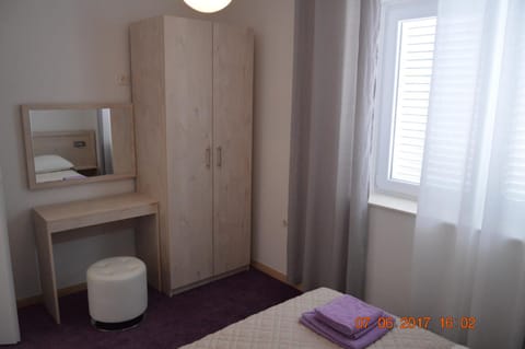 Apartment Daniela Apartment in Lun