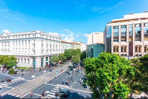 Property building, Day, Neighbourhood, City view, Street view, Location