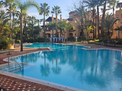 Property building, Spring, Day, Natural landscape, Other, Pool view, Swimming pool, sunbed