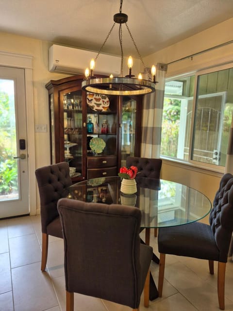 Pu'uwai Place of Volcano Village House in Volcano