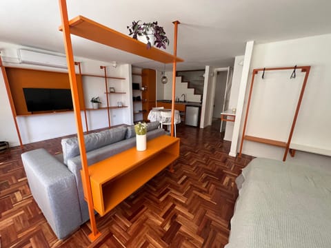Bed, TV and multimedia, Kitchen or kitchenette, Living room, Dining area, Bedroom, air conditioner