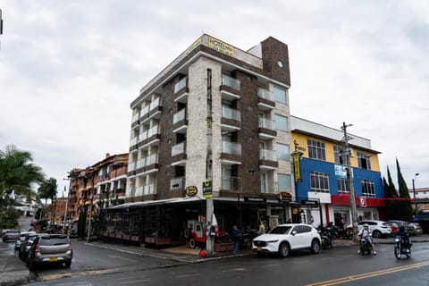 Property building, Day, Neighbourhood, City view, Street view, Location