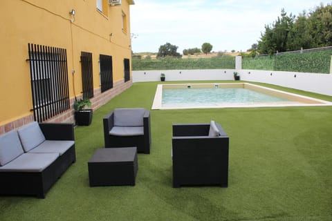 Off site, Solarium, Swimming pool