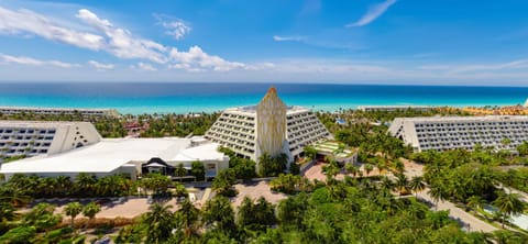Property building, Spring, Day, Natural landscape, Bird's eye view, Beach, Sea view