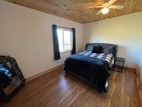 Stonebrook Hollow Cabin Cabin in Tennessee