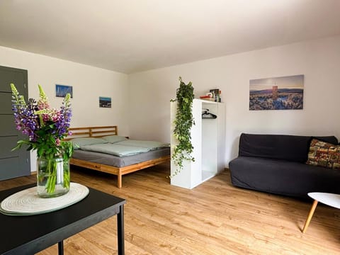 Seating area, Bedroom