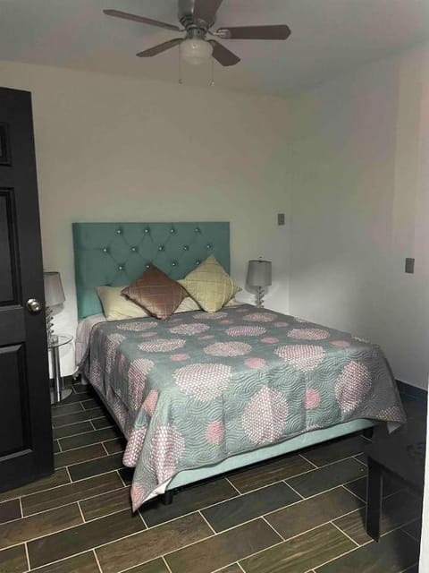 Casa de 4 Habitaciones para 10 personas en el centro de la ciudad Apartment in Morelia