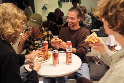 Restaurant/places to eat, Food close-up, Lounge or bar, Food, group of guests