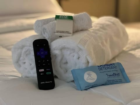 Comfortable Room Rentals Outlets & Kingsky Academy House in Lakeland