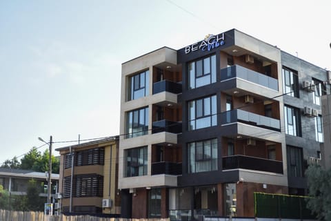Property building, Day, Street view