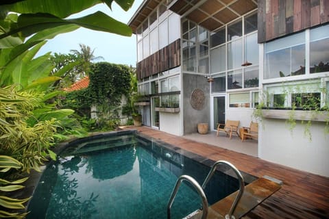 Day, Balcony/Terrace, Garden view, Pool view, Swimming pool, Swimming pool
