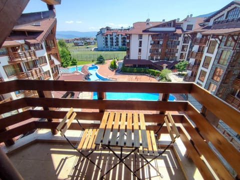 Property building, Day, Natural landscape, View (from property/room), Balcony/Terrace, Dining area, Mountain view, Pool view, Swimming pool