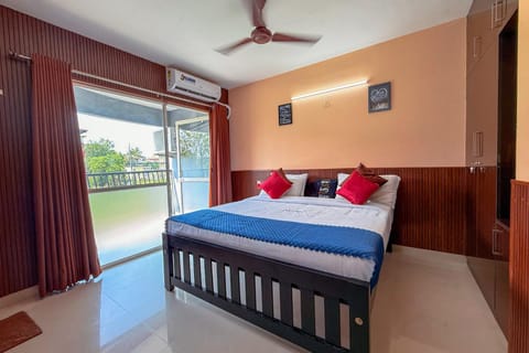 Bed, Bedroom, air conditioner