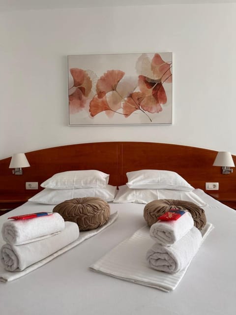''ROOM 6'' - breakfast included Bed and Breakfast in Supetarska Draga