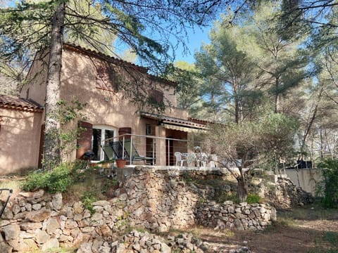 Property building, Natural landscape, Garden, Garden view