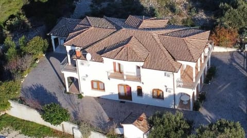 Property building, Bird's eye view