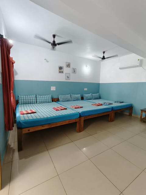 Bed, Bedroom, air conditioner