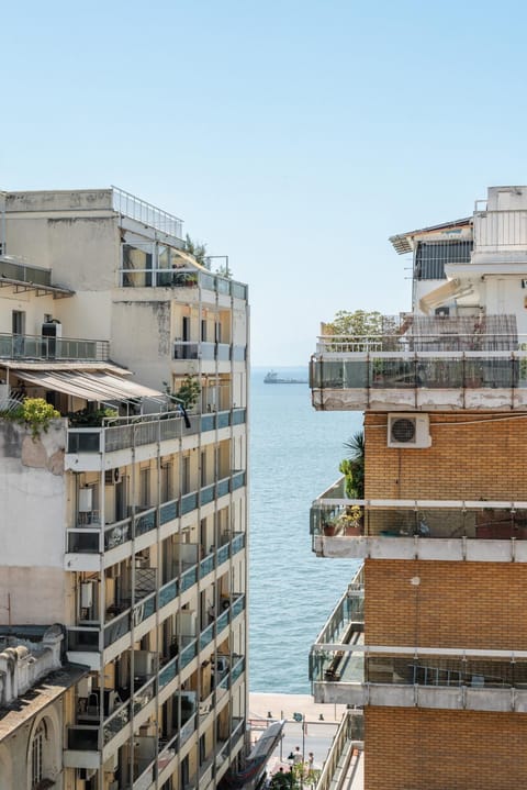 Day, View (from property/room), Balcony/Terrace, City view, Sea view