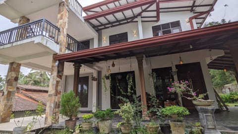 Garden, Garden, View (from property/room), Balcony/Terrace