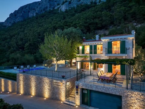 Villa Miščić - Makarska Exklusiv Villa in Brela