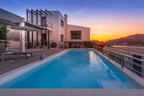 Luxury Five Bedroom Villa With Pool and Sunset View Villa in Dubrovnik-Neretva County