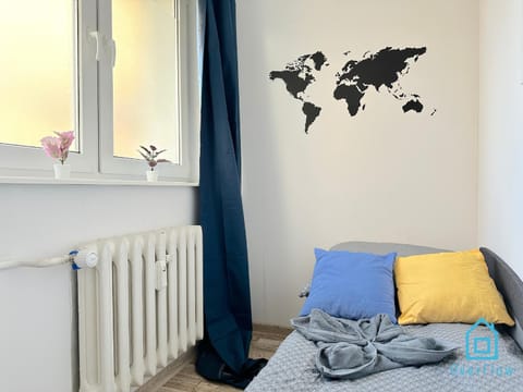 Dolce Vita Room - 10 Minutes to Gdańsk Old Town & Seaside Vacation rental in Gdansk