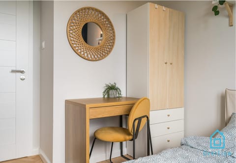 Bigly Room - Cozy and peaceful place, 12 minutes from Gdańsk Old Town & Seaside Vacation rental in Gdansk