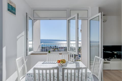 Sea view, Sea view