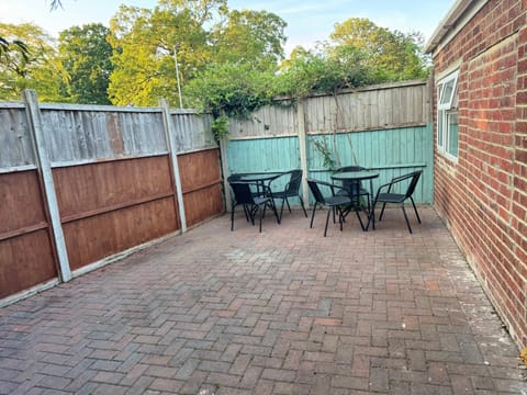 Modern Studio Appartment Apartment in Cheltenham