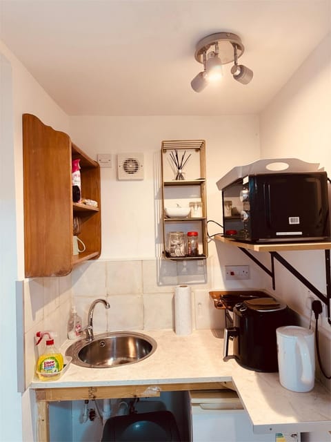 Modern Studio Appartment Apartment in Cheltenham