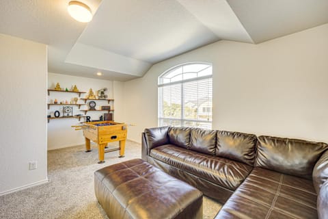 5 Mi to Randolph AFB Spacious Cibolo Haven! House in Schertz