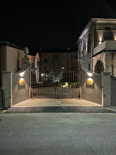 Property building, Night