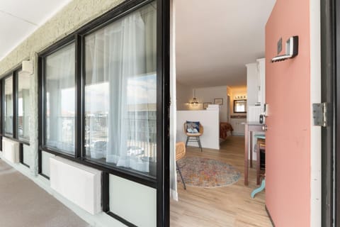 The Queen's View by Brunswick Vacation Rentals- Renovated Condo at Causeway Inn House in Ocean Isle Beach