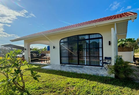 Property building, Patio, Day, Garden, Garden view