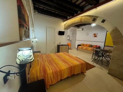 TV and multimedia, Bedroom