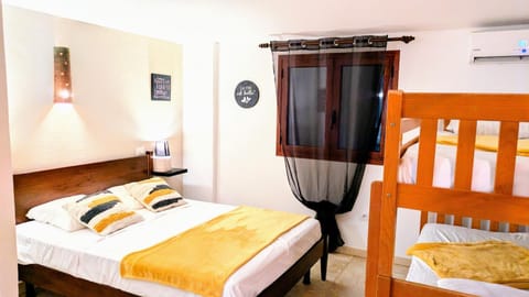 Photo of the whole room, Bedroom, air conditioner