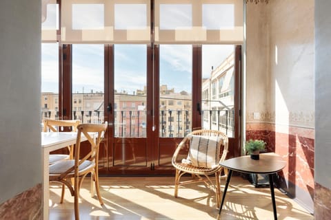 View (from property/room), Balcony/Terrace, Seating area, Dining area