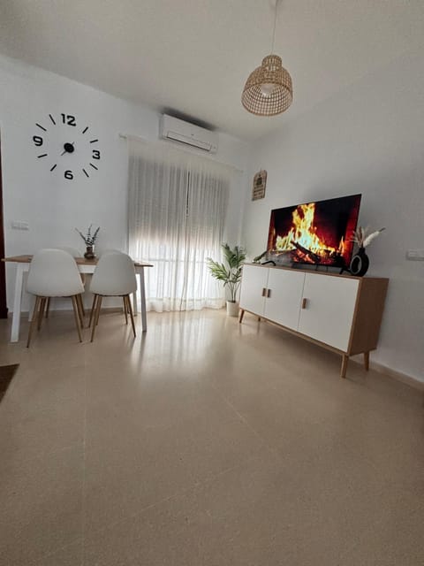 TV and multimedia, Living room, air conditioner