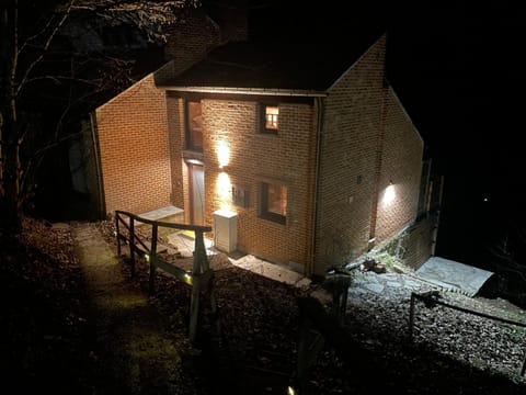 Property building, Night