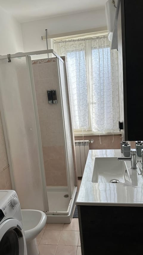 Gemelli House Apartment in Rome