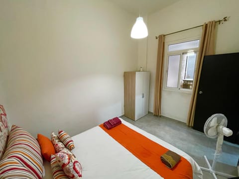 Bed, Photo of the whole room, Bedroom, towels, wardrobe