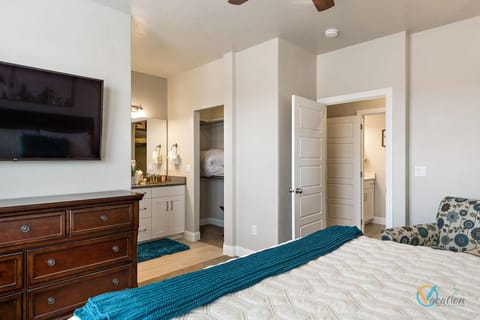 Its About Time Apartment in Washington