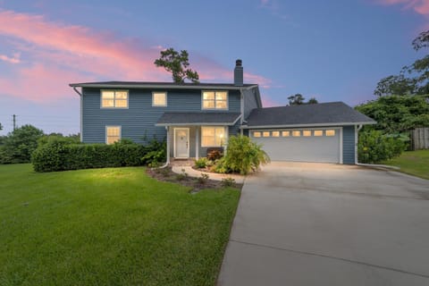 Cleopatra's Sunset House in Ocala