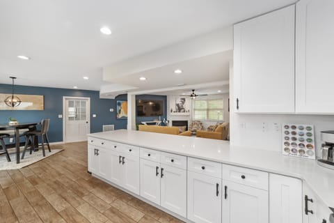 Cleopatra's Sunset House in Ocala