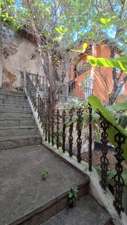 Casinha Laranja Bed and Breakfast in Santa Teresa