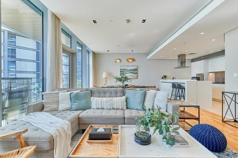 Serene Seaside Stay - 2BR in Bluewaters with Sea View Apartment in Dubai