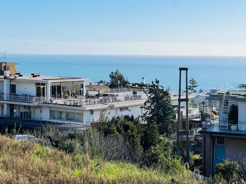 Suite Euforbia Bilo - Sanremo Apartment in Sanremo