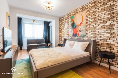 Bed, Living room, Photo of the whole room, Seating area, Bedroom