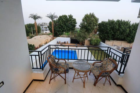 Balcony/Terrace, Swimming pool